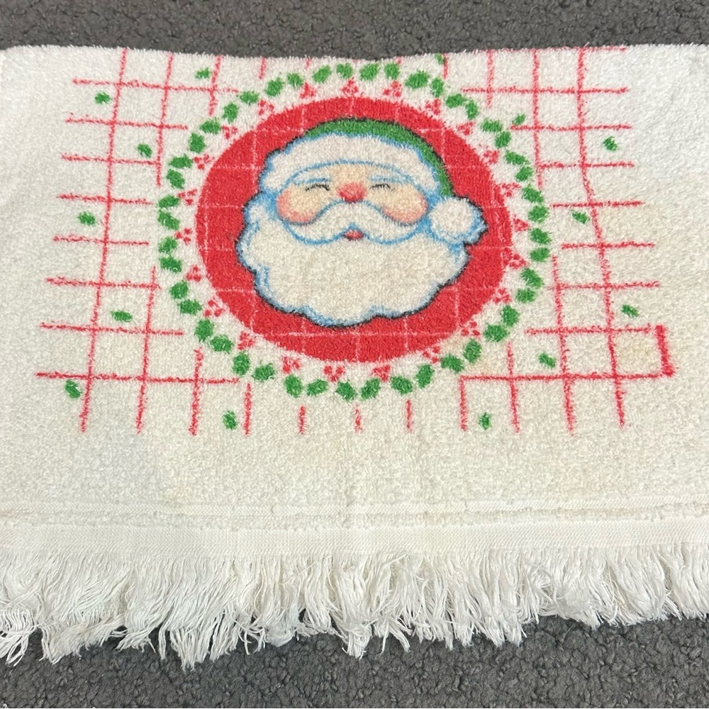 Vintage Cannon Santa Claus Christmas Kitchen Dish Towel